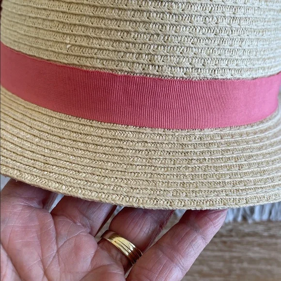 New York & Company Womens Straw Fedora Hat with Pink Band & Flower - Picture 3 of 9